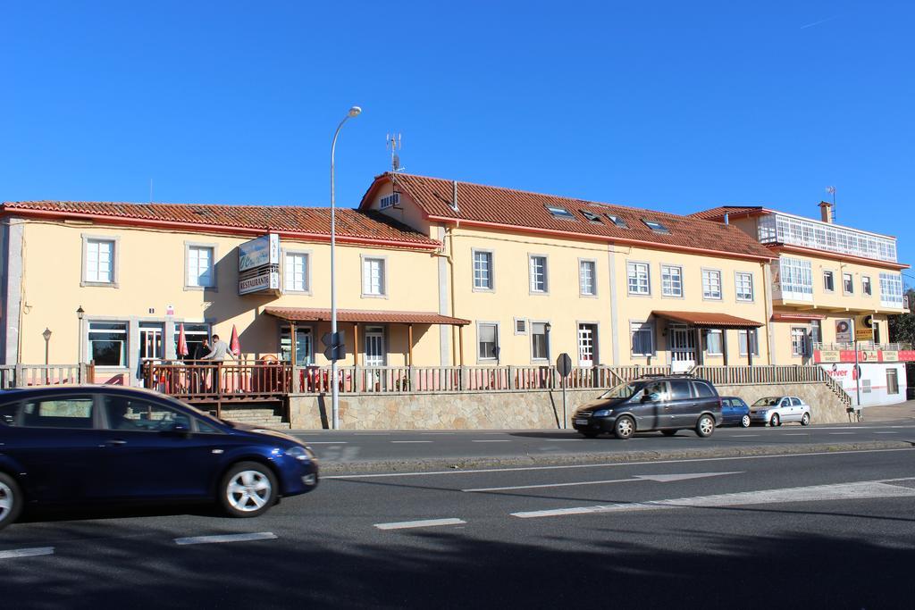 O Cruceiro Otel Puentedeume Dış mekan fotoğraf